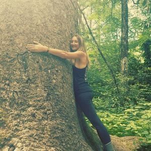 Meet your Posher, Abigail